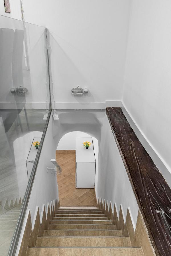 Апартаменты El Triangulo Del Arte - Jacuzzi Мадрид Экстерьер фото